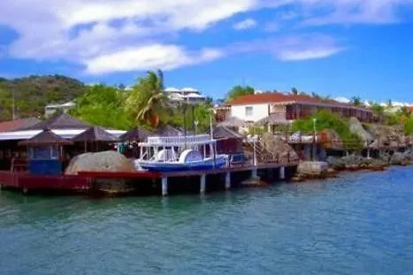 Captain Oliver'S Resort Anse Marcel Ξενοδοχείο