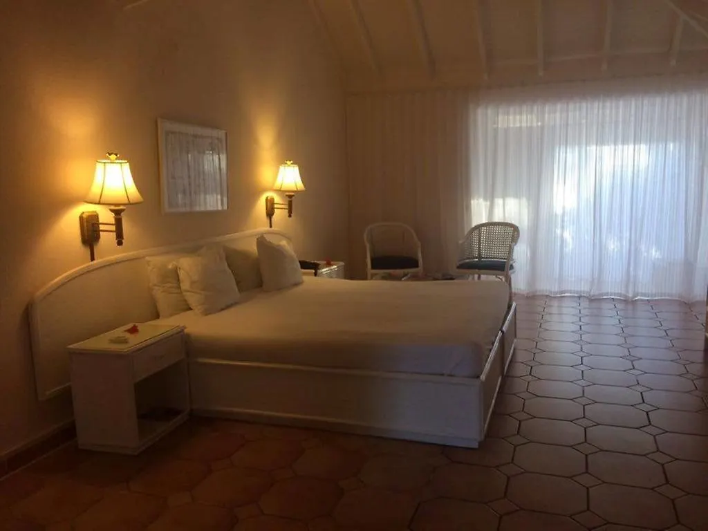 Captain Oliver'S Resort Anse Marcel Sint Maarten